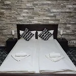 치티호슈트 카로이 쾨루트